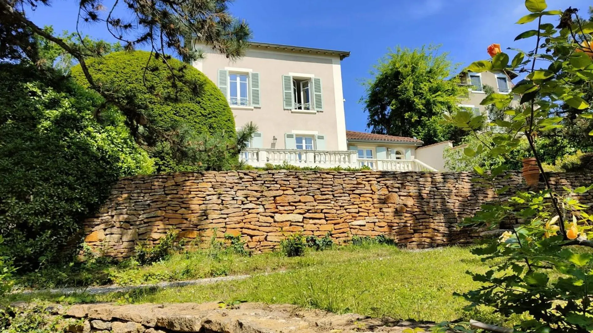 Villa les Roses - House with swimming pool and garden Écully 0*,